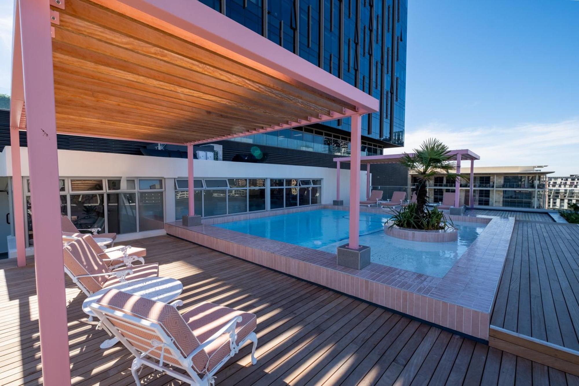 The Rose 604: Central Studio With Rooftop Pool Кейптаун Екстериор снимка